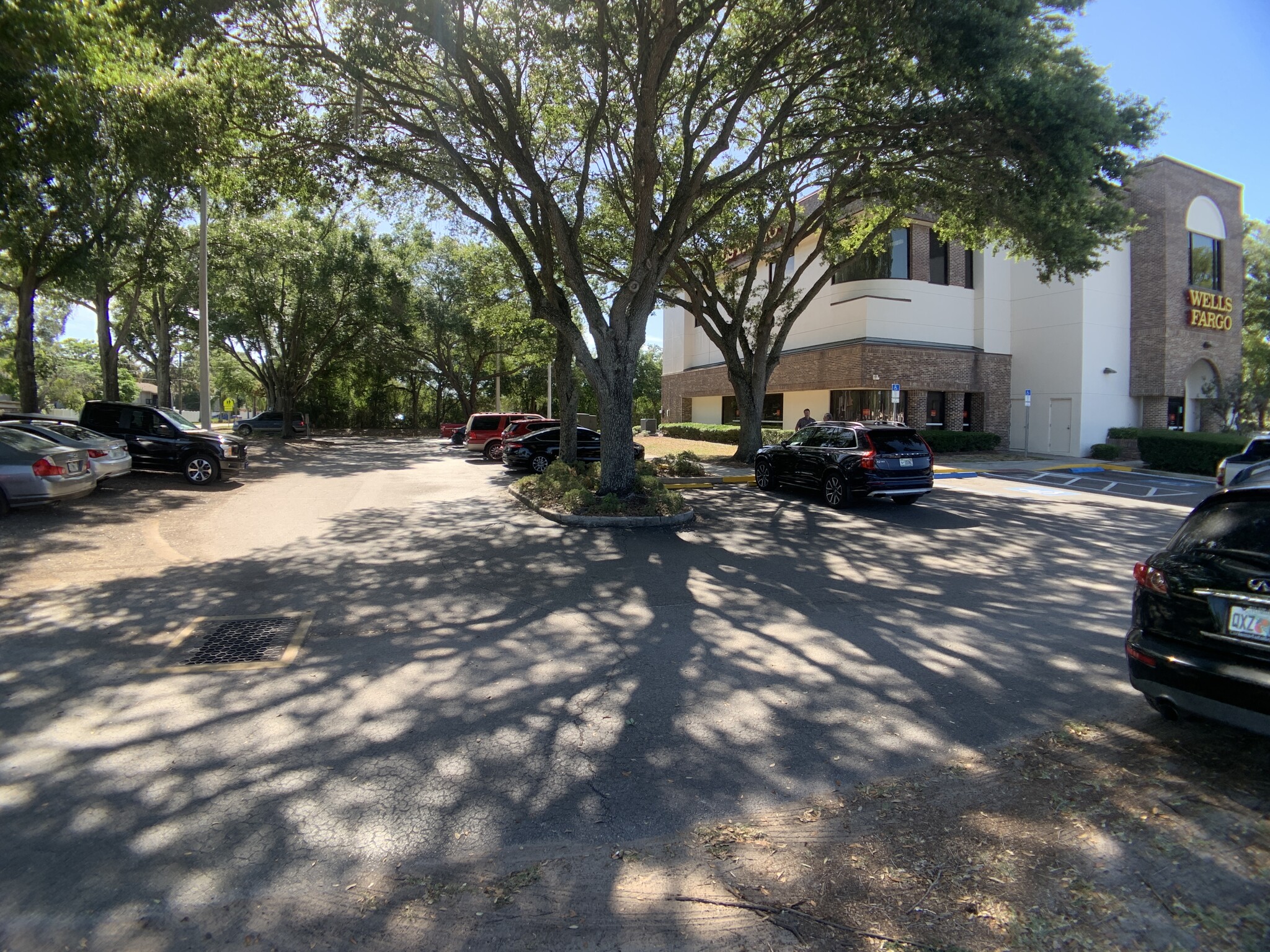 Retail Property for Sale in Tampa Florida 33612